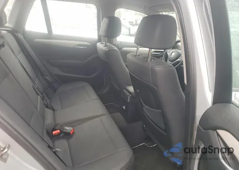 2015 BMW X1 xDrive28I z USA, uszkodzony, nr VIN WBAVL1C54FVY25087